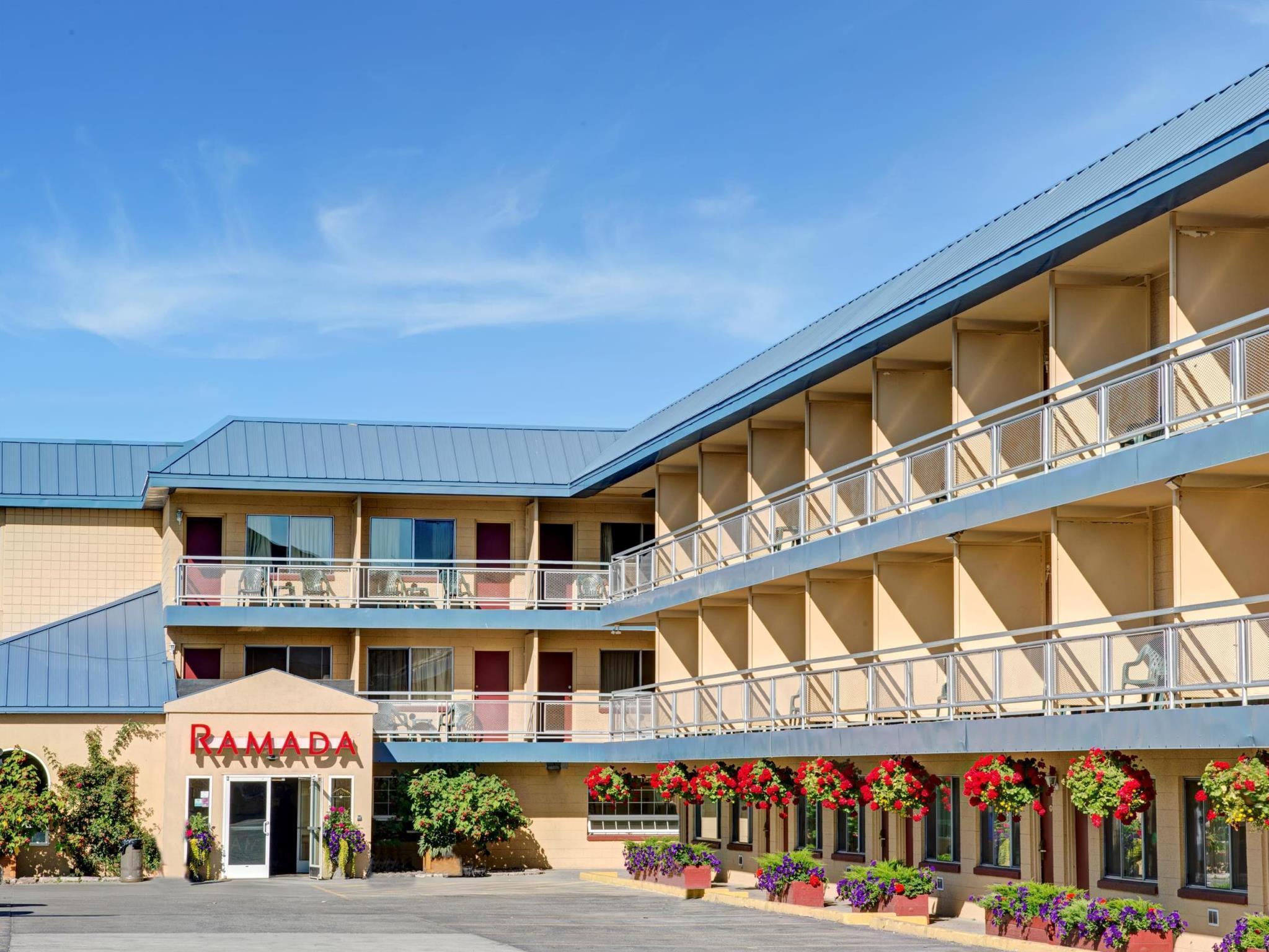 Ramada By Wyndham Anchorage Hotel Exterior foto